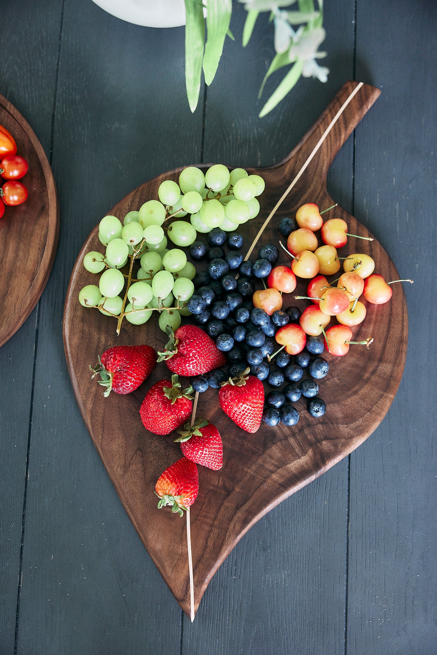 Serving Board "Leaf Harmony"