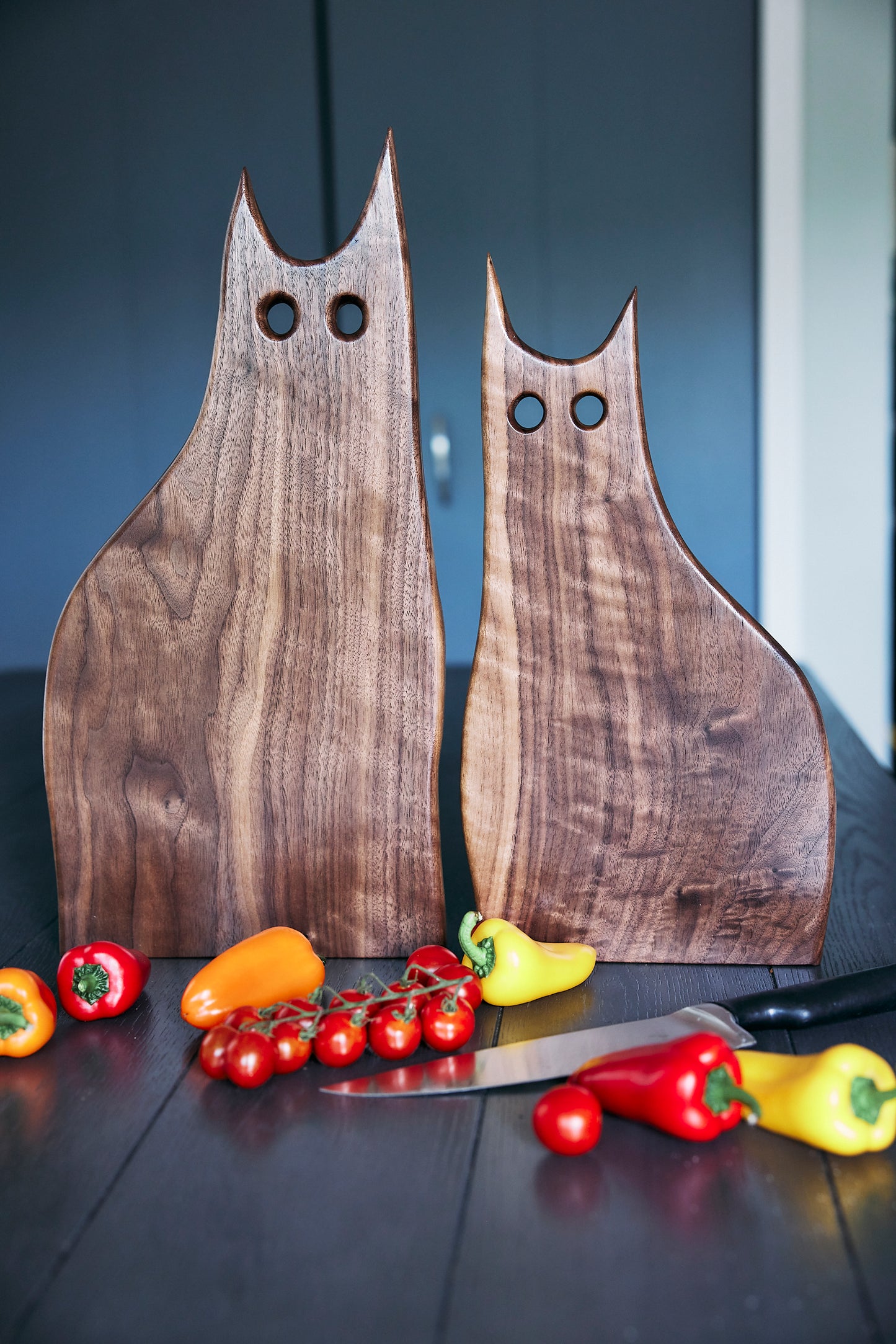 Serving and Cutting Boards "Feline Grace"