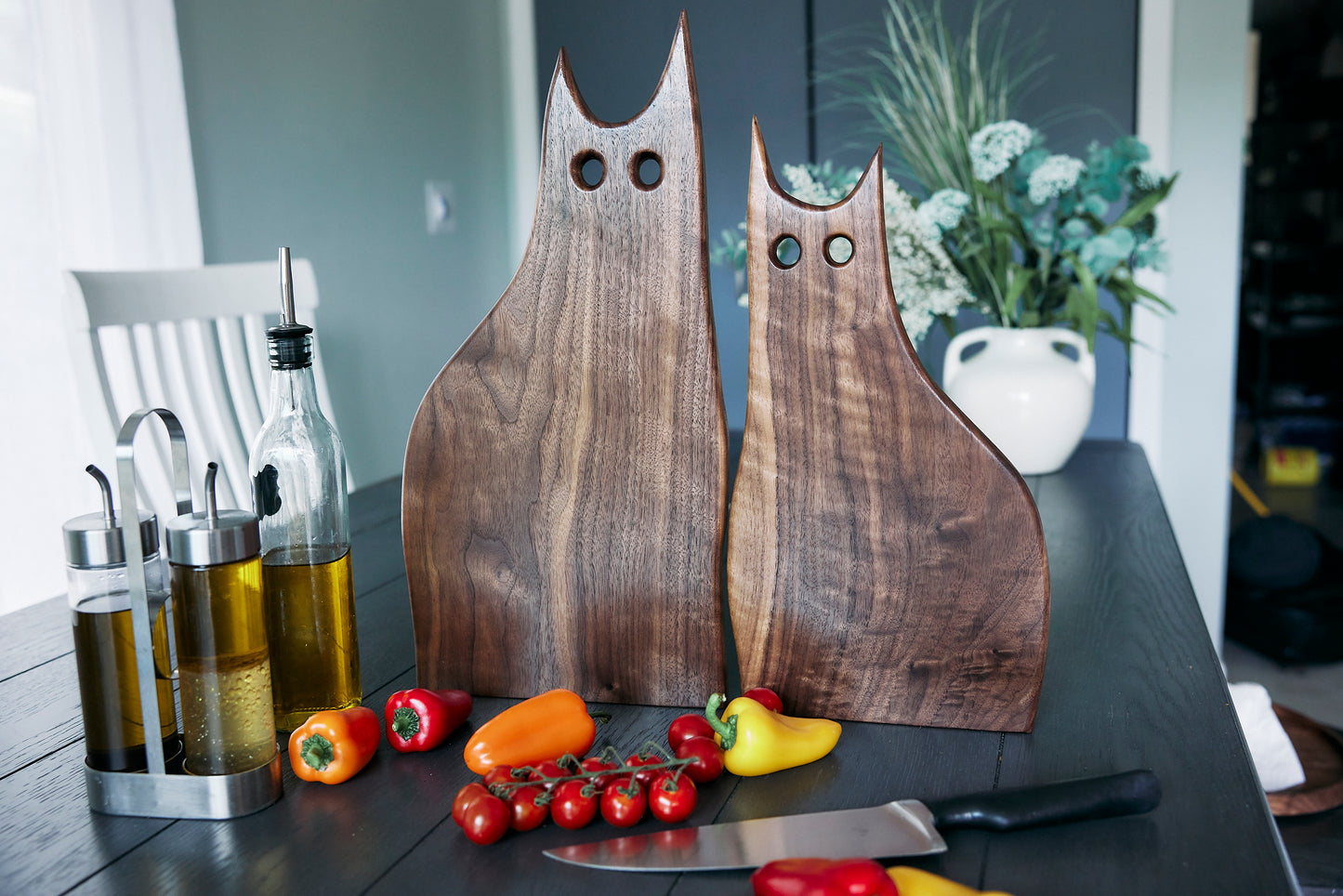 Serving and Cutting Boards "Feline Grace"