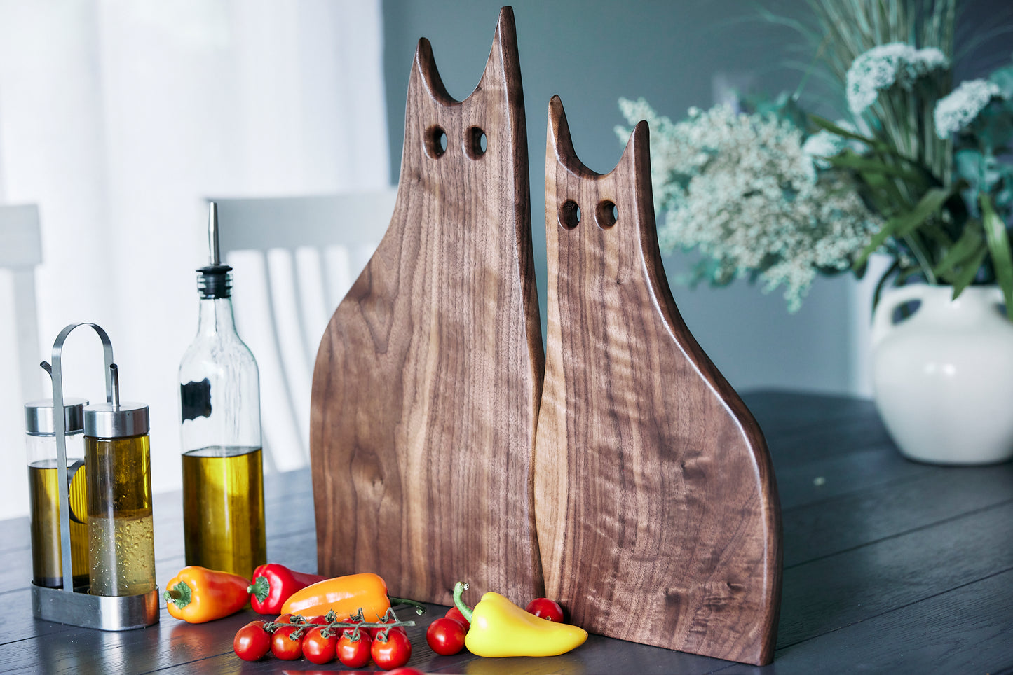 Serving and Cutting Boards "Feline Grace"